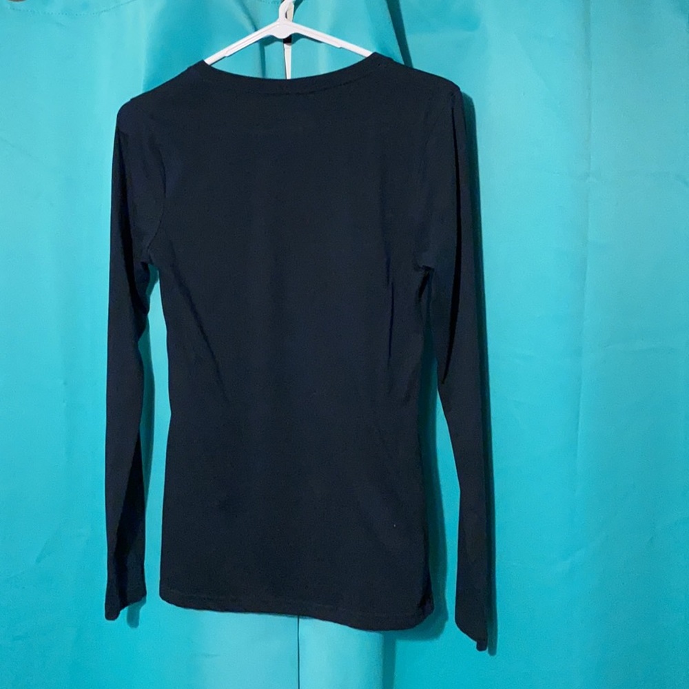 Too small - Picture 2 of 3